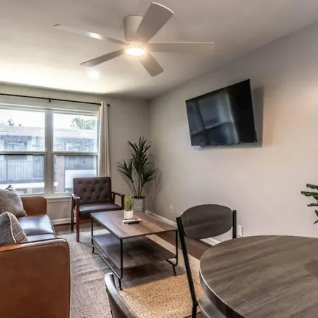 Roomy Urban Apartment Montrose! Free Parking #3 Houston Extérieur photo