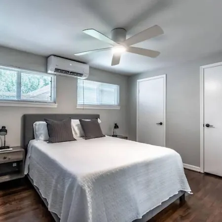 Roomy Urban Apartment Montrose! Free Parking #3 Houston Extérieur photo