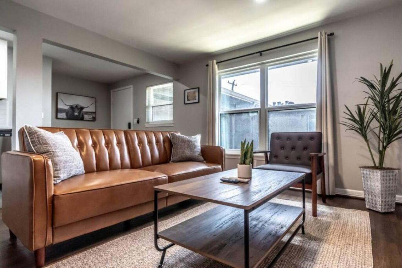 Roomy Urban Montrose! Free Parking #3 Appartement